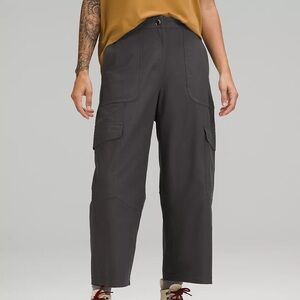 Lululemon Light Utilitech Cargo Pocket High-Rise Pant NWT